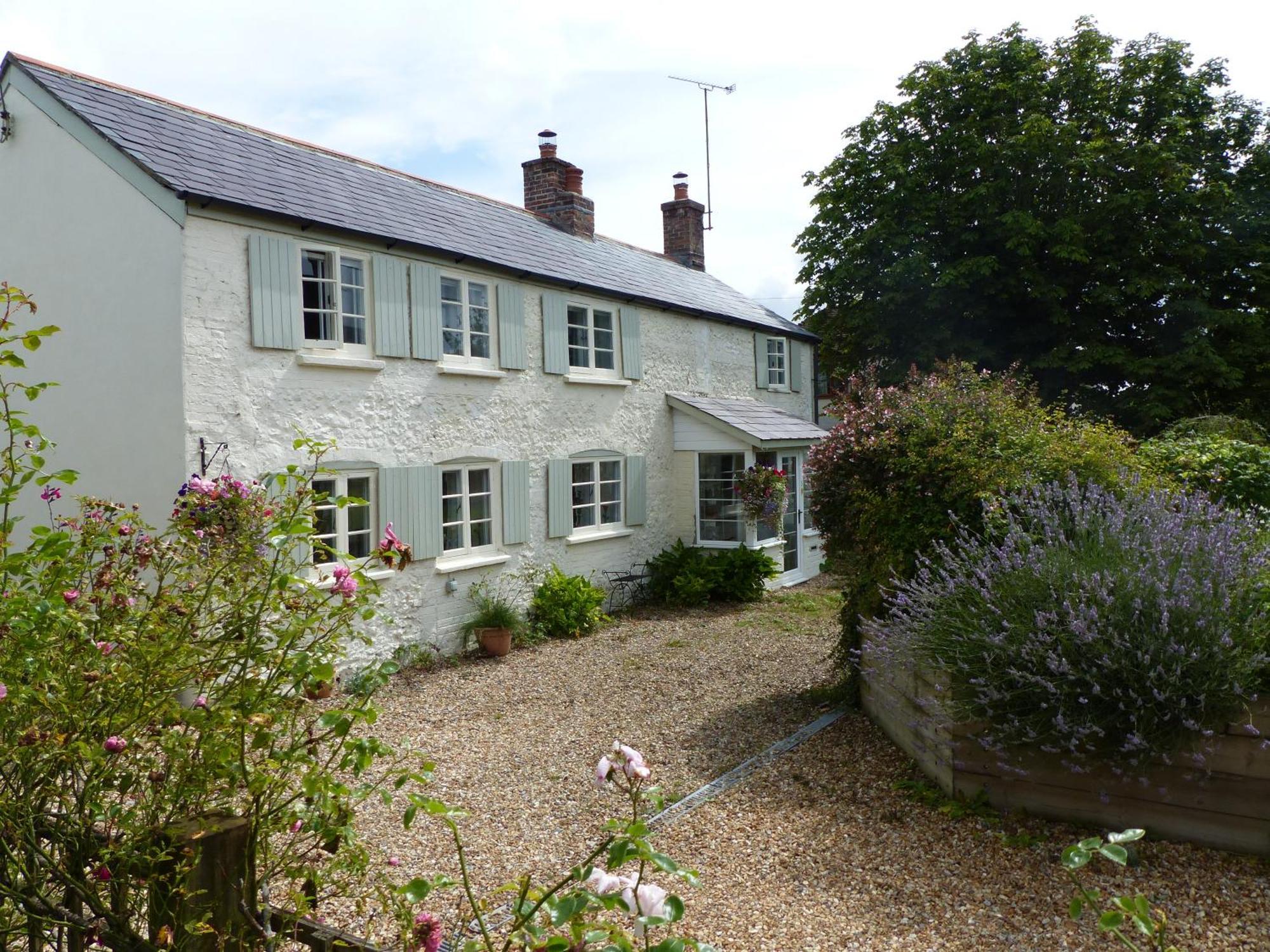 The Willows Shillingstone Bagian luar foto
